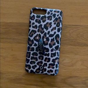 iPhone 8 Plus leopard loopy case